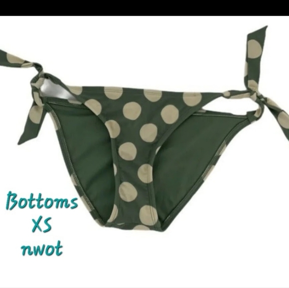 NWOT! Small D Bikini Top & XS/S bottoms - Picture 5 of 10